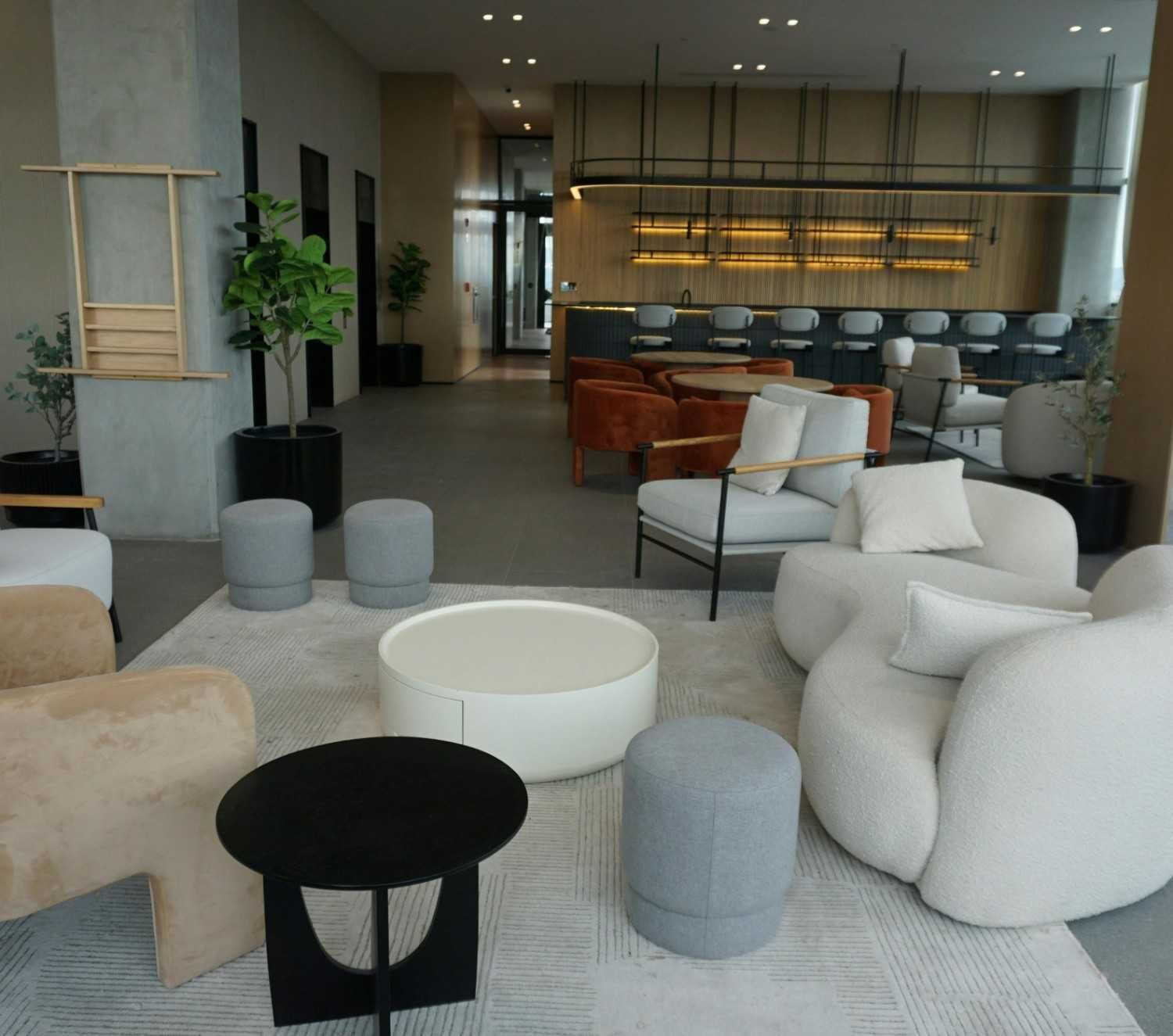 Online and offline performance for seamless furniture store POS software operations